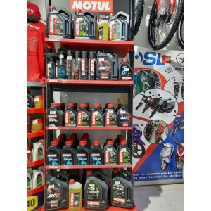 Produit MOTUL . GAMME MOTO